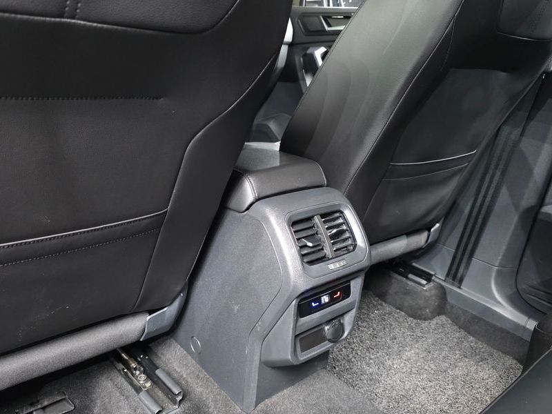 2022 Volkswagen Tiguan 2.0 TDI Premium photo 28