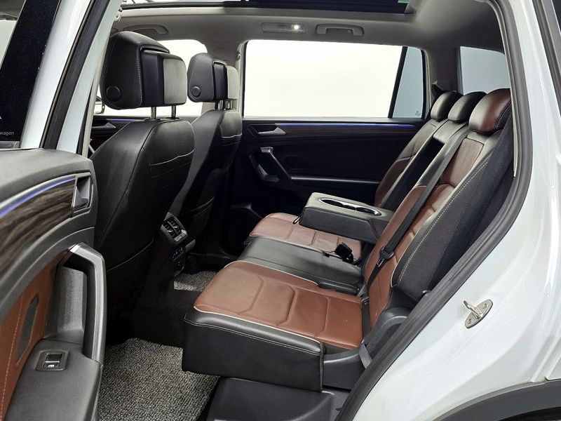 2023 Volkswagen Tiguan 2.0 TSI Prestige photo 12