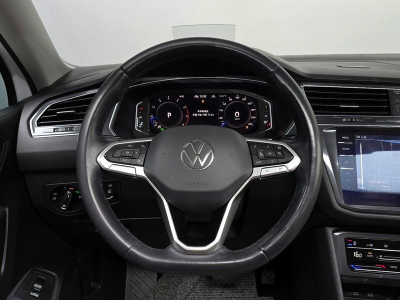 2023 Volkswagen Tiguan 2.0 TSI Prestige photo 13