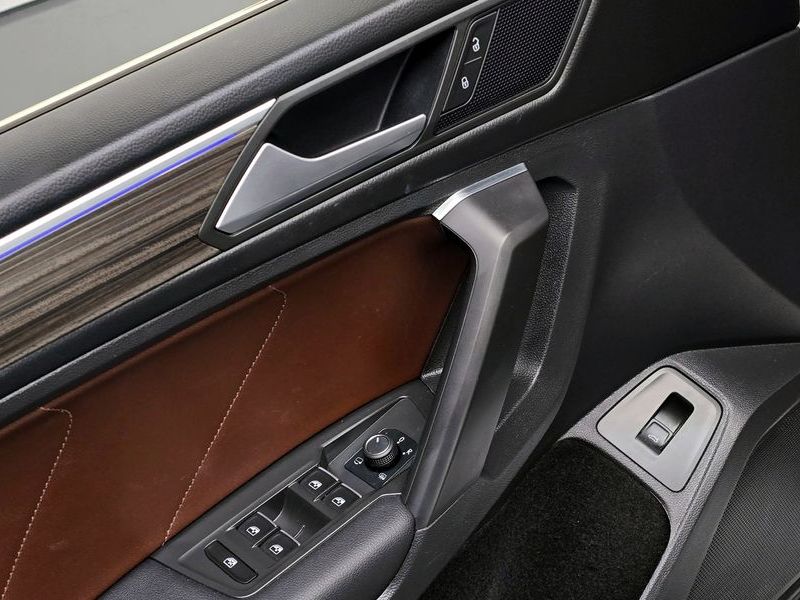 2023 Volkswagen Tiguan 2.0 TSI Prestige photo 20