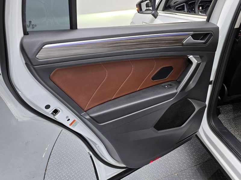 2023 Volkswagen Tiguan 2.0 TSI Prestige photo 26