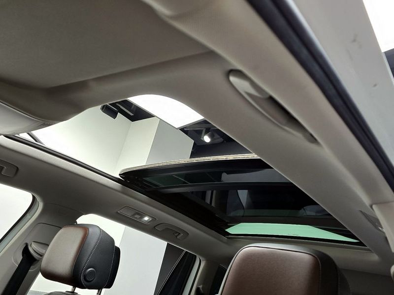 2023 Volkswagen Tiguan 2.0 TSI Prestige photo 28