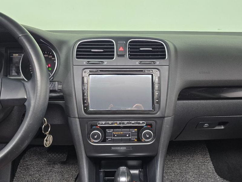 2012 Volkswagen Golf 1.4 TSI photo 14