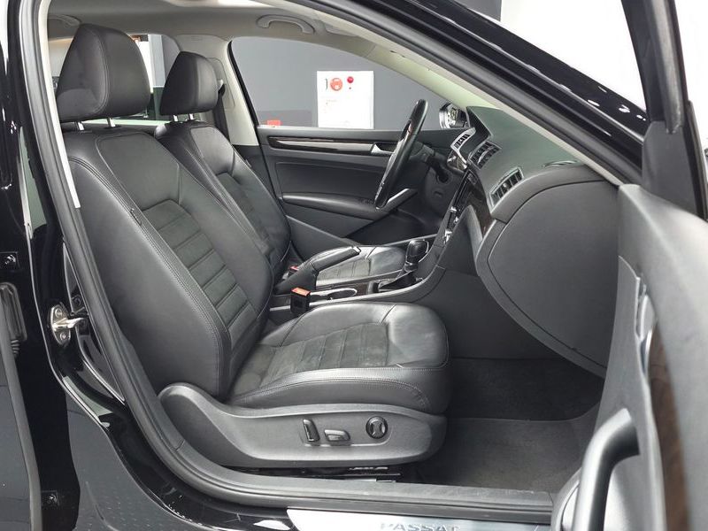 2015 Volkswagen Passat 2.0 TDI B7 photo 11