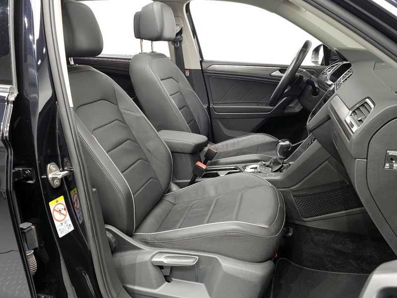 2023 Volkswagen Tiguan 2.0 TSI Prestige photo 11