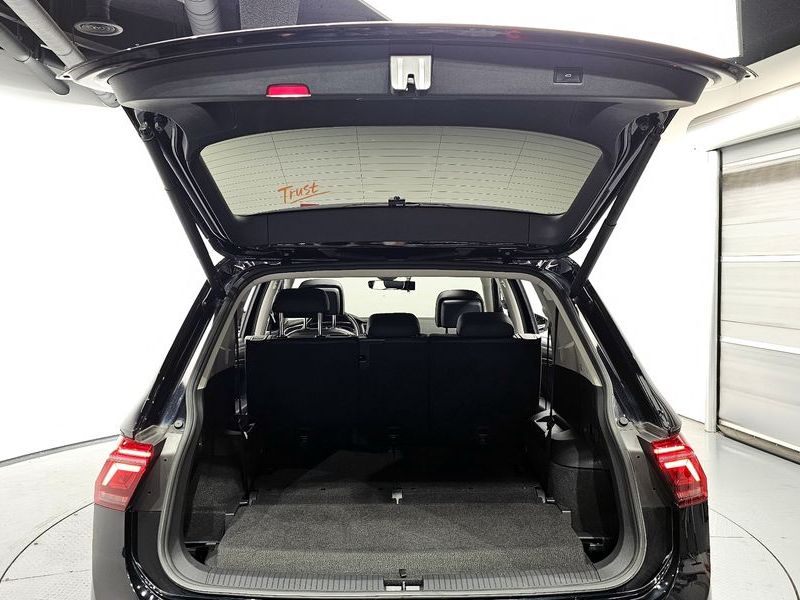 2023 Volkswagen Tiguan 2.0 TSI Prestige photo 20