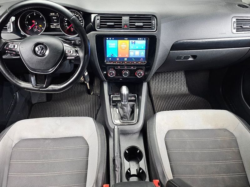 2015 Volkswagen Jetta 2.0 TDI BlueMotion 6th photo 7