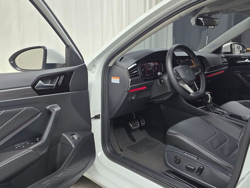 2024 Volkswagen Jetta 1.5 TSI Prestige photo 10