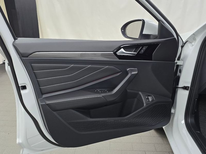 2024 Volkswagen Jetta 1.5 TSI Prestige photo 24