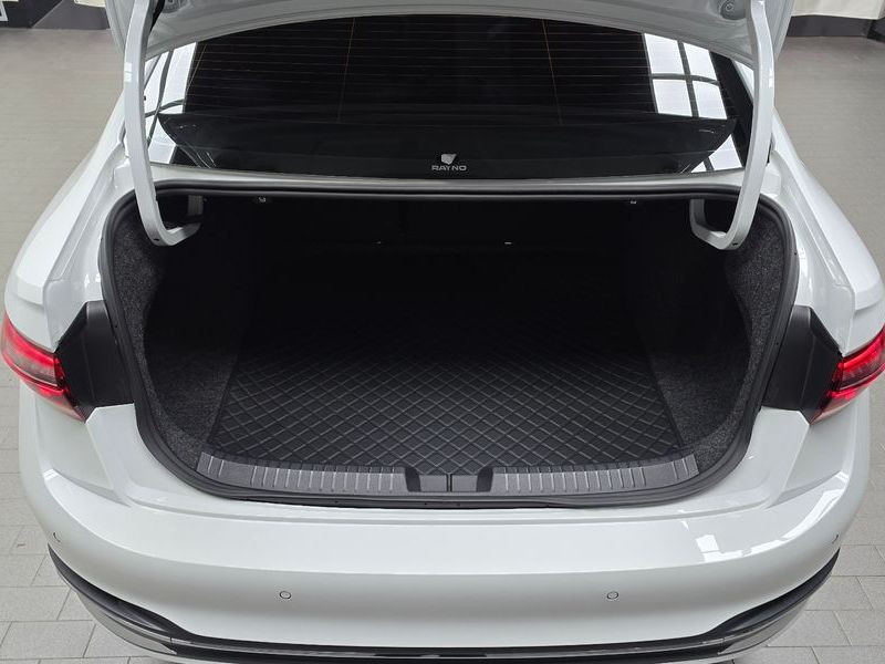 2024 Volkswagen Jetta 1.5 TSI Prestige photo 29