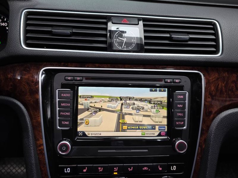 2013 Volkswagen Passat 2.0 TDI B7 photo 14