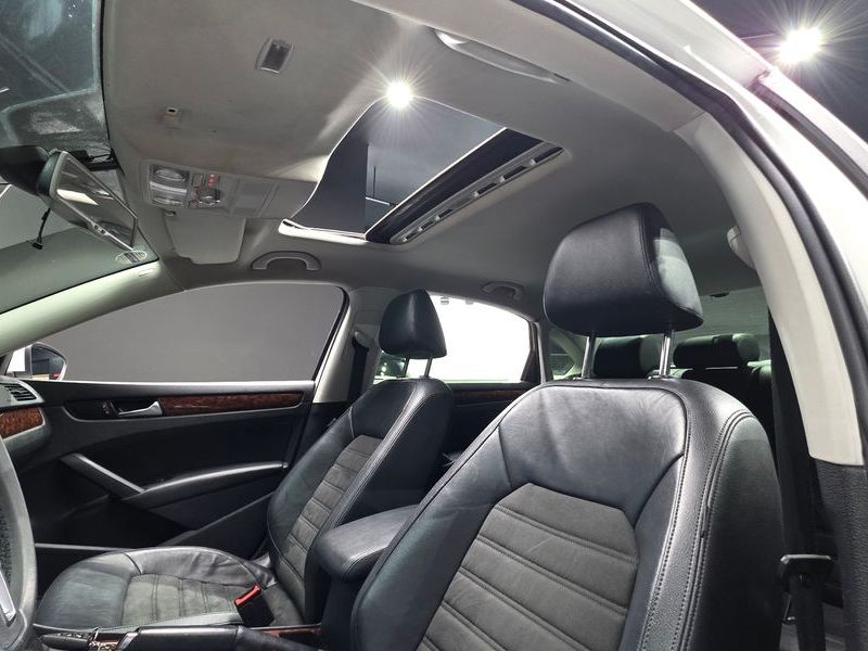 2013 Volkswagen Passat 2.0 TDI B7 photo 16
