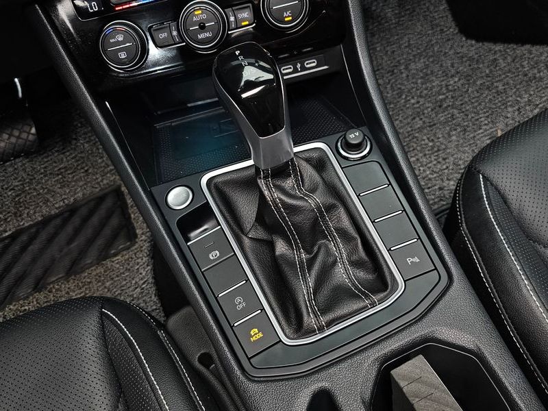 2024 Volkswagen Jetta 1.5 TSI Prestige photo 9
