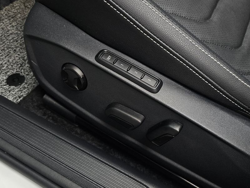 2024 Volkswagen Jetta 1.5 TSI Prestige photo 29