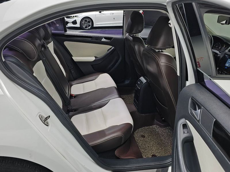 2014 Volkswagen Jetta 1.6 TDI Blue Motion 6th photo 11