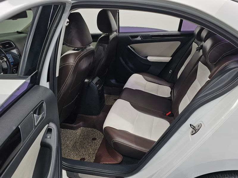 2014 Volkswagen Jetta 1.6 TDI Blue Motion 6th photo 12
