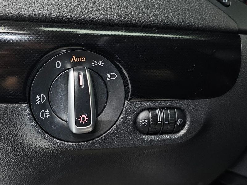 2014 Volkswagen Jetta 1.6 TDI Blue Motion 6th photo 14