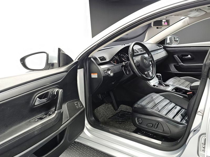 2012 Volkswagen New CC 2.0 TSI photo 10