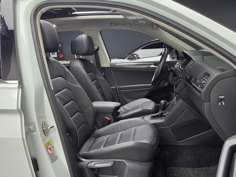 2020 Volkswagen Tiguan 2.0 TDI Prestige photo 11