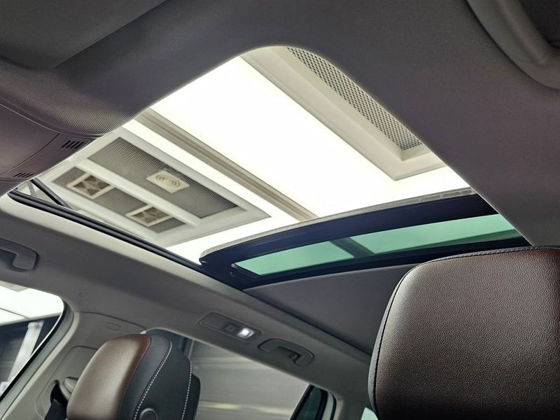 2023 Volkswagen Tiguan 2.0 TSI Prestige photo 18