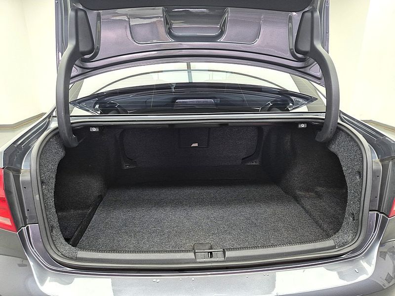 2015 Volkswagen Passat 2.0 TDI B7 photo 19
