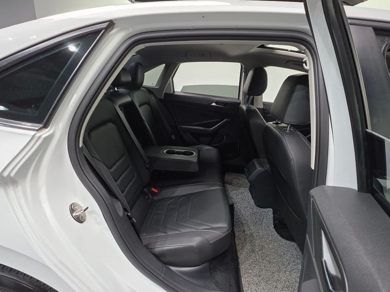 2021 Volkswagen Jetta 1.4 TSI Prestige photo 19