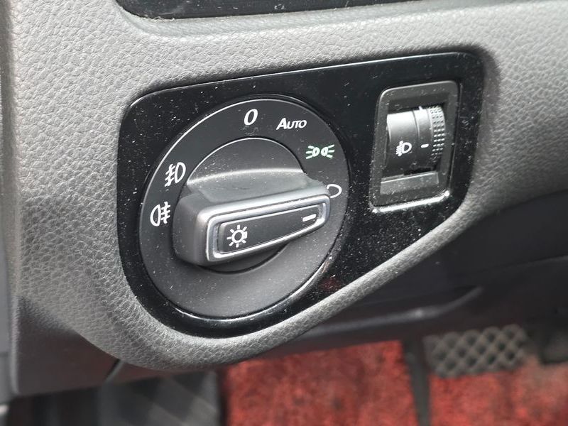 2014 Volkswagen Golf 1.6 TDI photo 18