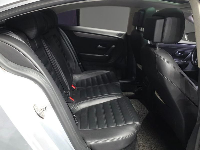 2016 Volkswagen New CC 2.0 TDI BlueMotion photo 12