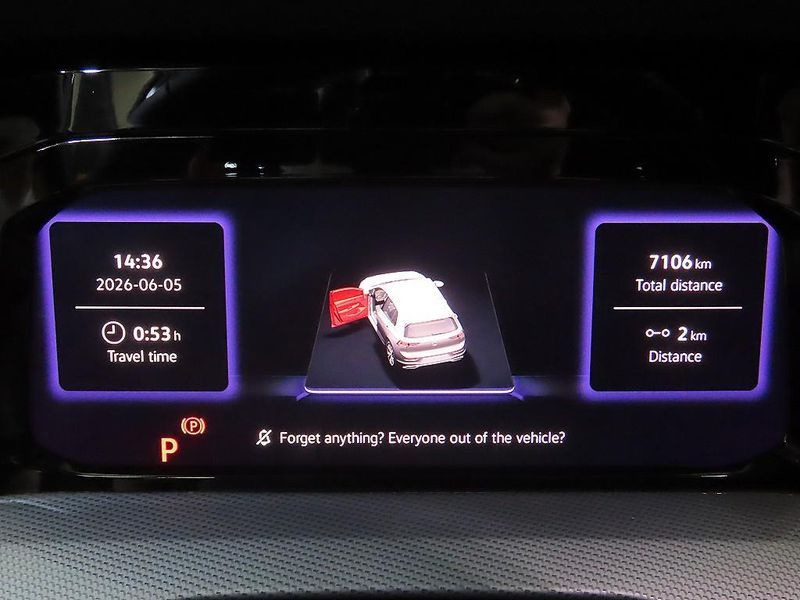 2025 Volkswagen Golf 2.0 TDI Prestige photo 9