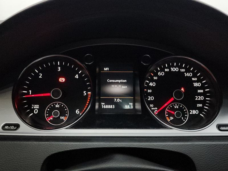 2015 Volkswagen New CC 2.0 TDI BlueMotion photo 8