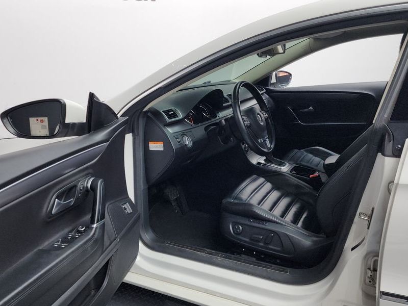 2015 Volkswagen New CC 2.0 TDI BlueMotion photo 10