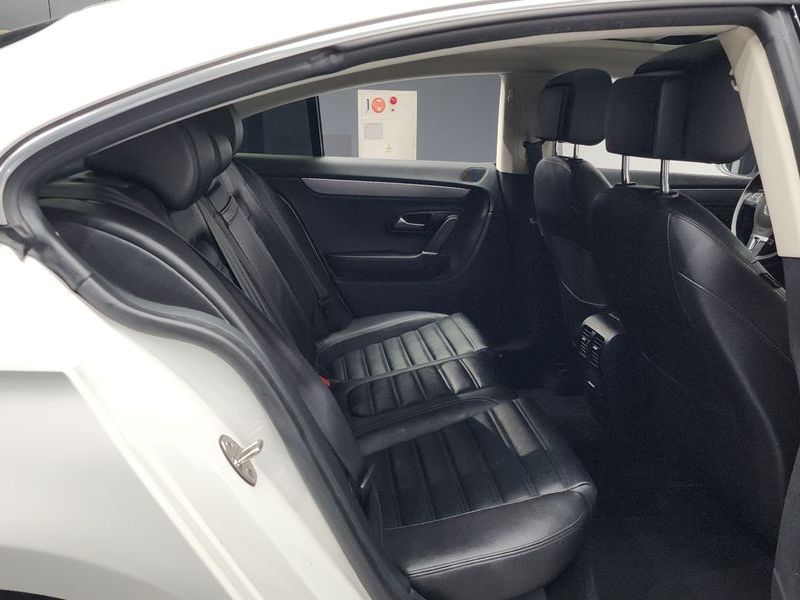 2015 Volkswagen New CC 2.0 TDI BlueMotion photo 12