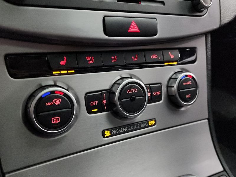 2015 Volkswagen New CC 2.0 TDI BlueMotion photo 16