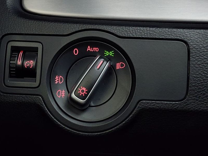 2015 Volkswagen New CC 2.0 TDI BlueMotion photo 17
