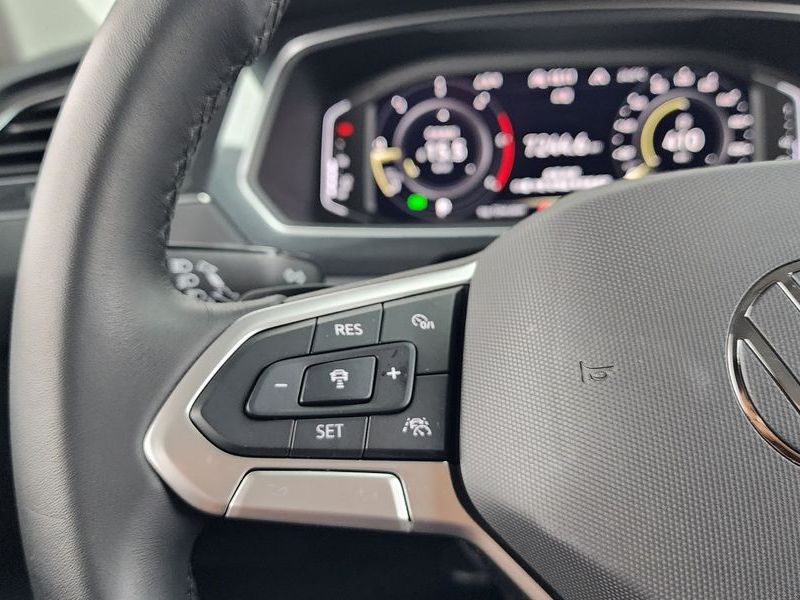 2023 Volkswagen Tiguan 2.0 TDI Prestige photo 17