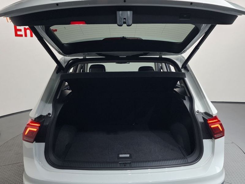 2023 Volkswagen Tiguan 2.0 TDI Prestige photo 20