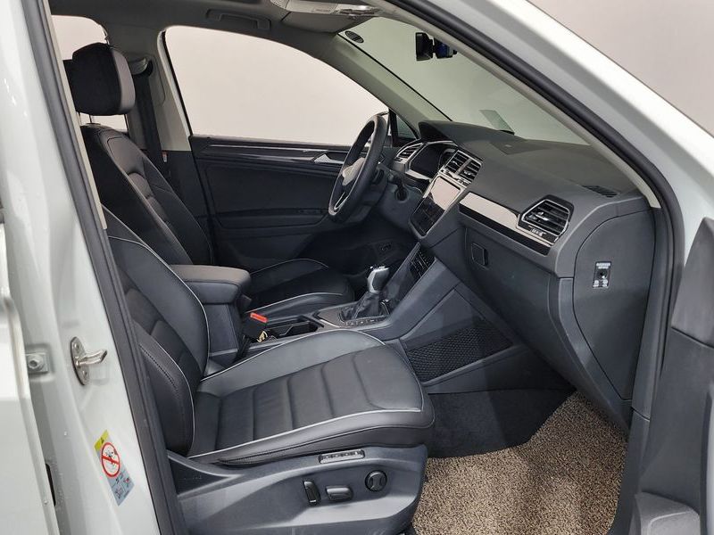 2023 Volkswagen Tiguan 2.0 TDI Prestige photo 26