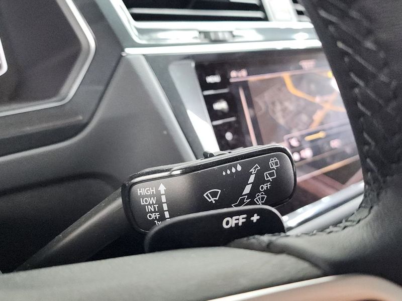 2023 Volkswagen Tiguan 2.0 TDI Prestige photo 30