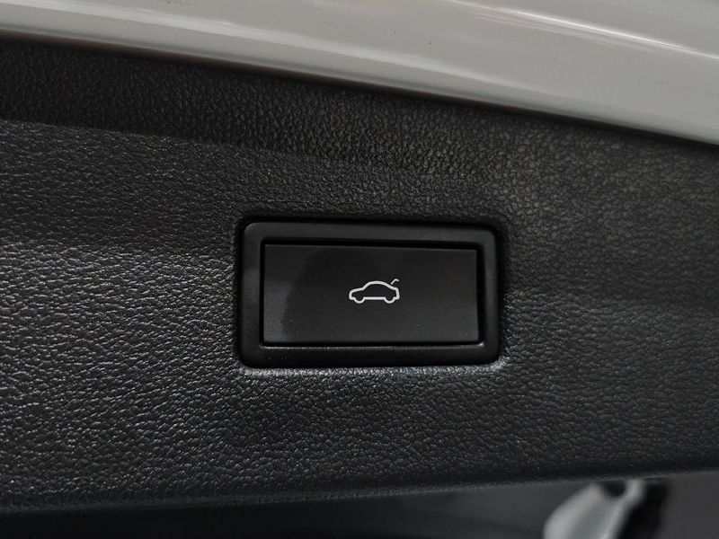 2023 Volkswagen Tiguan 2.0 TSI Prestige photo 20