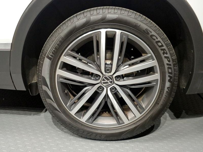 2023 Volkswagen Tiguan 2.0 TSI Prestige photo 21