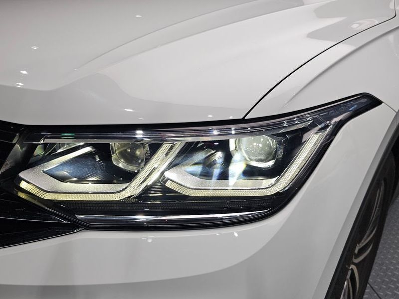 2023 Volkswagen Tiguan 2.0 TSI Prestige photo 22