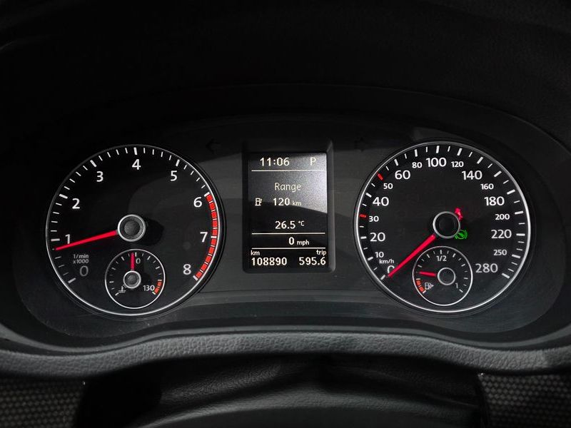 2015 Volkswagen Passat 1.8 TSI Sport B7 photo 8
