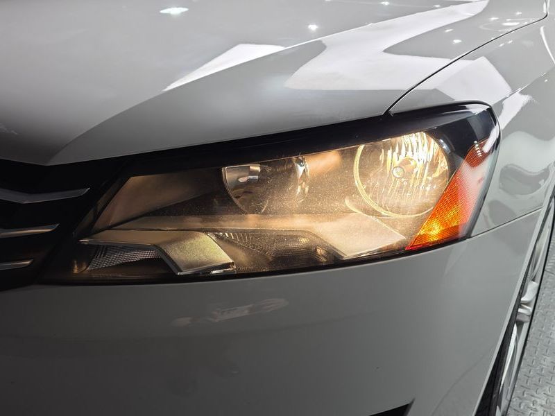 2015 Volkswagen Passat 1.8 TSI Sport B7 photo 22
