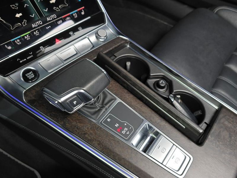 2021 Audi A7 55 TFSI Quattro Premium photo 9