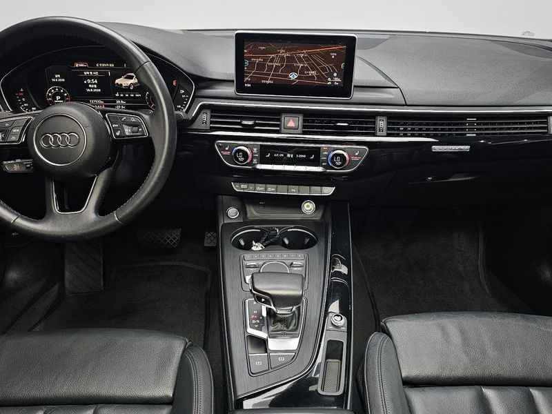 2019 Audi A5 45 TFSI Quattro Premium Sportback photo 7