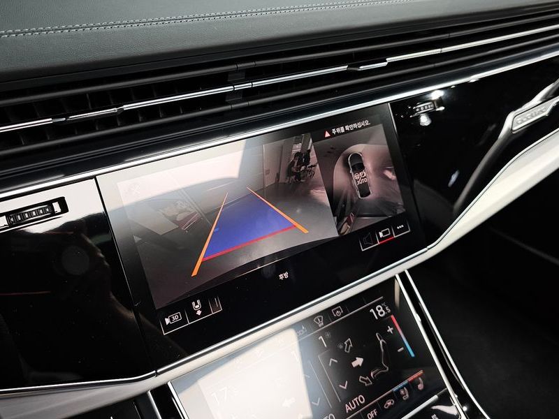2020 Audi Q8 50 TDI Quattro Premium photo 16