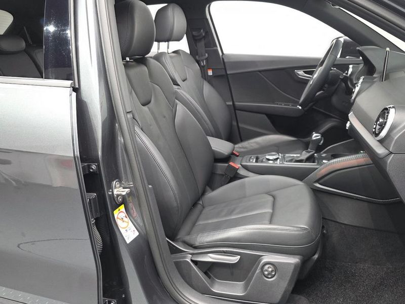 2023 Audi Q2 35 TDI Premium photo 11