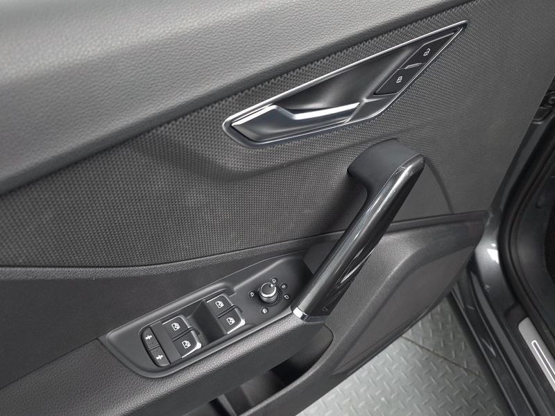 2023 Audi Q2 35 TDI Premium photo 27
