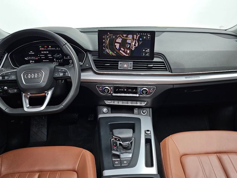 2023 Audi Q5 45 TFSI Quattro photo 7