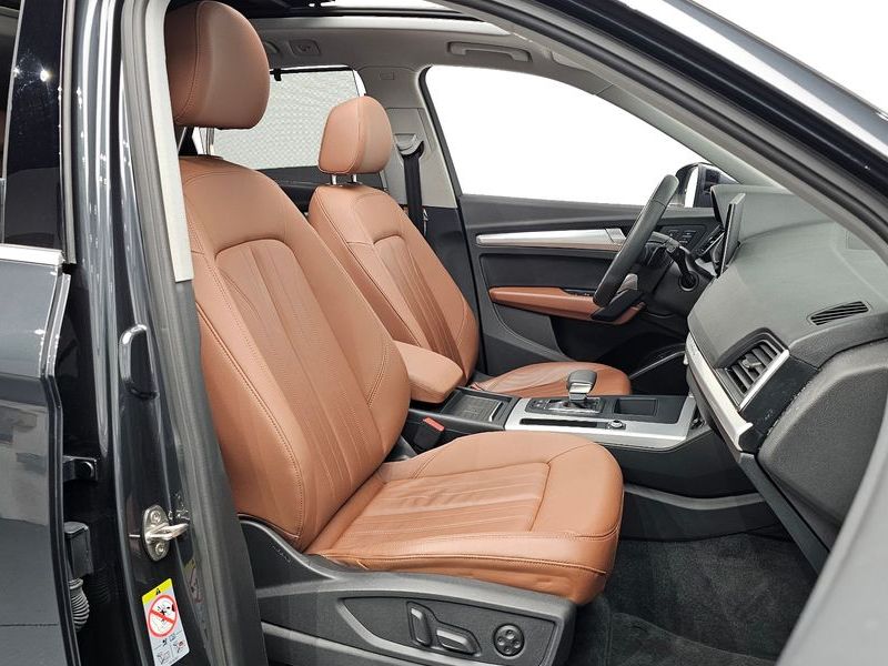 2023 Audi Q5 45 TFSI Quattro photo 11
